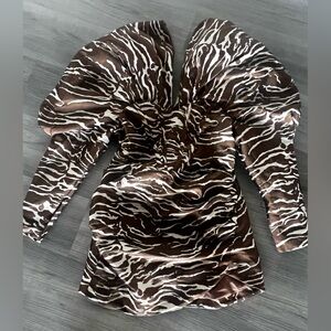 ASOS LUXE OFF SHOULDER MINI DRESS IN TIGER JACQUARD SIZE 10 (US)